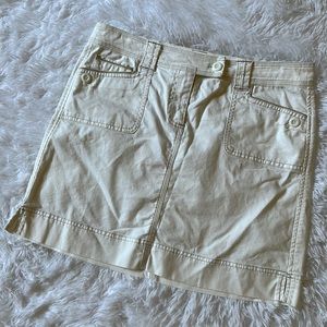 White House Black Market of white mini skirt